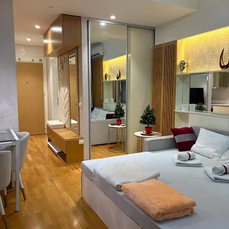 Lunalux Bw * Belgrade