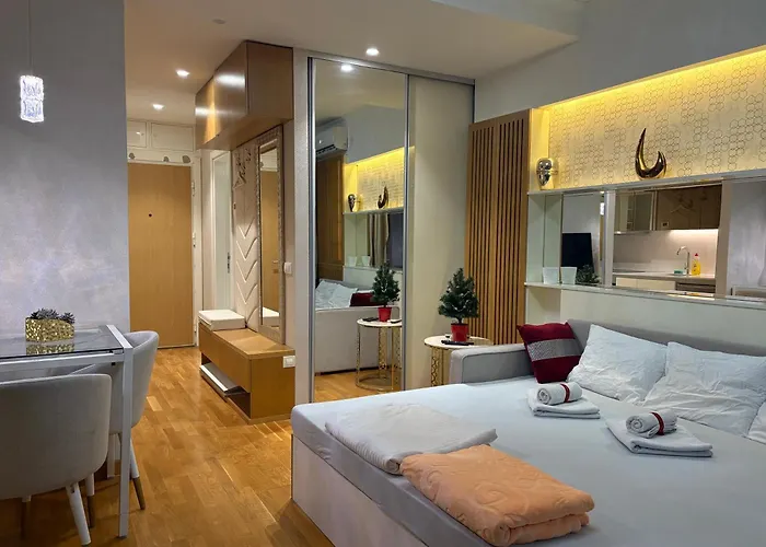 Lunalux Bw Apartament Belgrad